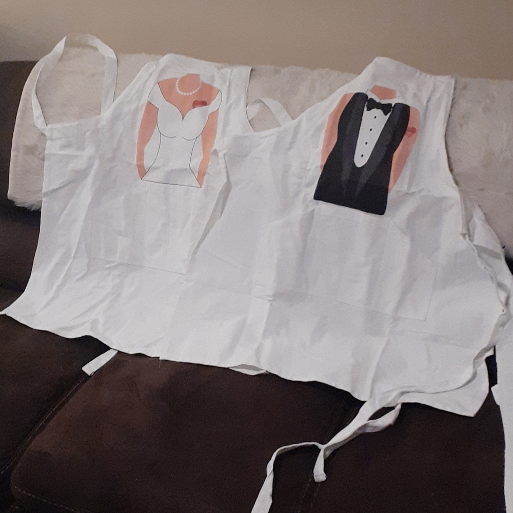 3/20$ Aprons his and her